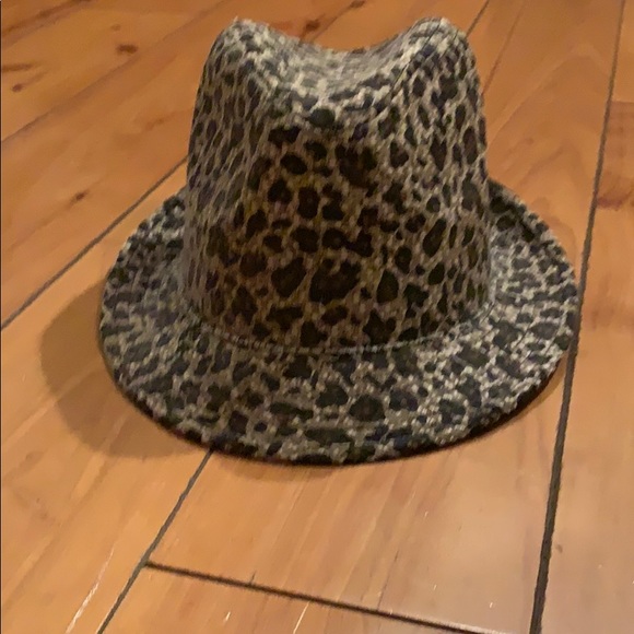 Charming Charlie Accessories - Animal print. Leopard. Cheetah. Fedora. New